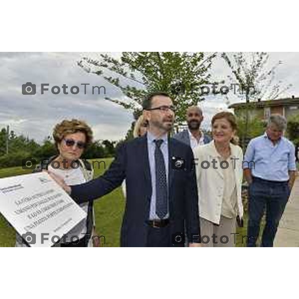 Tiziano Manzoni/LaPresse 25--06- 2024 Bergamo, Italia Cronaca Inaugurazione spazio esterno Polo di Formazione Universitaria ASST Papa Giovanni XXIII, Francesco Locati