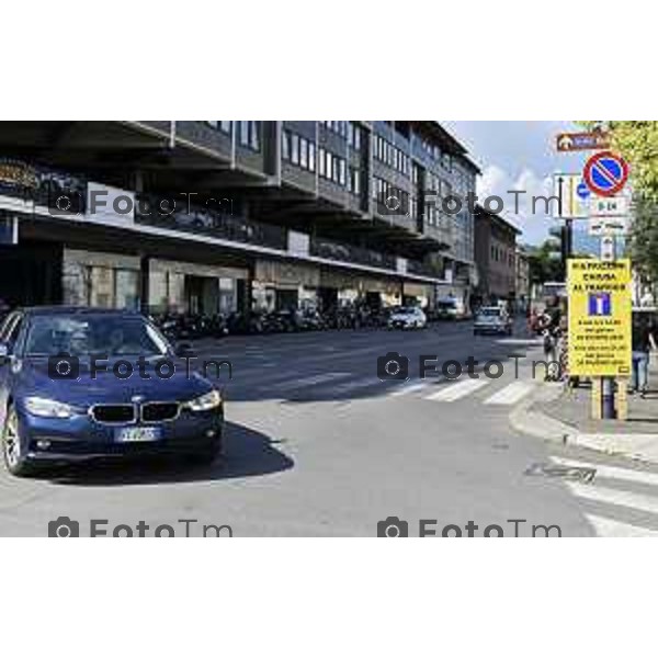 Tiziano Manzoni/LaPresse 26-06- 2024 Bergamo, Italia Cronaca Bergamo Bergamo Lavori e chiusura strada in via Frizzoni