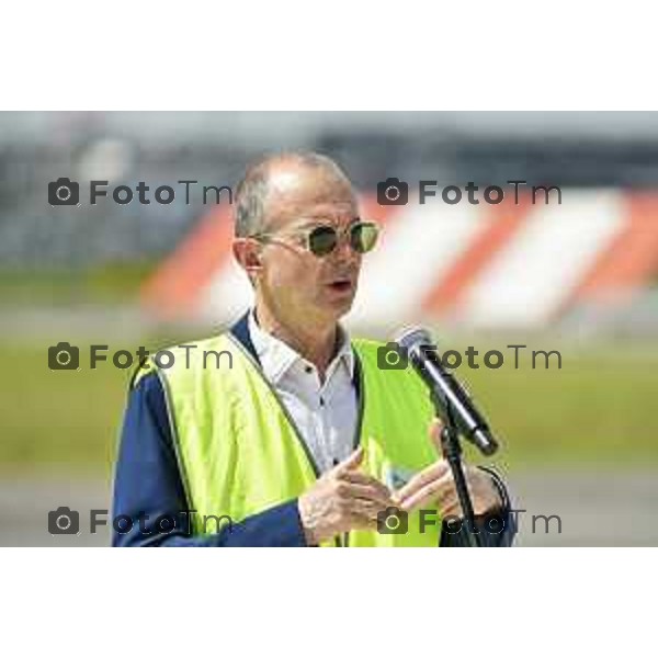 Tiziano Manzoni/LaPresse 27--06- 2024 Bergamo, Italia Cronaca Bergamo cerimonia inaugurale nuova via di rullaggio area nord Aeroporto di Orio Al Serio Giovanni Sanga