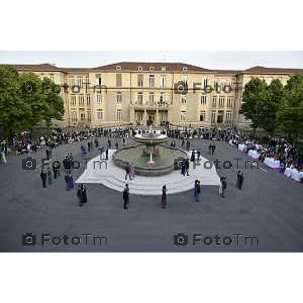 Tiziano Manzoni/LaPresse 29-06- 2024 Bergamo, Italia Cronaca Bergamo Accademia Guardia di Finanza Mak P 100 ballo giardino