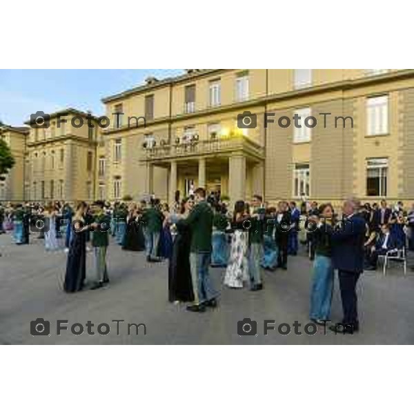 Tiziano Manzoni/LaPresse 29-06- 2024 Bergamo, Italia Cronaca Bergamo Accademia Guardia di Finanza Mak P 100 ballo giardino