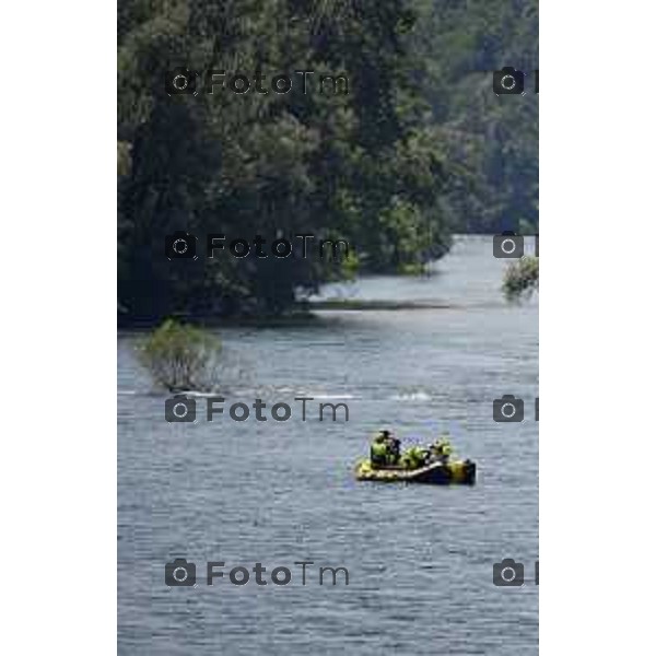 Tiziano Manzoni/LaPresse 6--07- 2024 Bergamo, Italia Cronaca Trezzo d\'Adda santuario Concesa le ricerche di Claudio Togni, inghiottito dal fiume venerdì scorso mentre lavorava alla centrale elettrica Italgen di Vaprio l\'acqua è stata fatta uscire dagli sbarramenti e per ridurne la quantità è stata deviata nei canali; come il naviglio Martesana, che nasce a monte di Concesa, il punto in cui è avvenuto il drammatico incidente