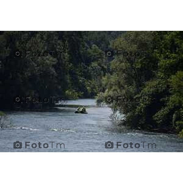 Tiziano Manzoni/LaPresse 6--07- 2024 Bergamo, Italia Cronaca Trezzo d\'Adda santuario Concesa le ricerche di Claudio Togni, inghiottito dal fiume venerdì scorso mentre lavorava alla centrale elettrica Italgen di Vaprio l\'acqua è stata fatta uscire dagli sbarramenti e per ridurne la quantità è stata deviata nei canali; come il naviglio Martesana, che nasce a monte di Concesa, il punto in cui è avvenuto il drammatico incidente