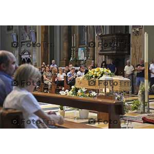 Tiziano Manzoni/LaPresse 20-07-2024 Bergamo, Italia Cronaca Bergamo Paladina funerale di Claudio Togni norto sul lavoro canale enel