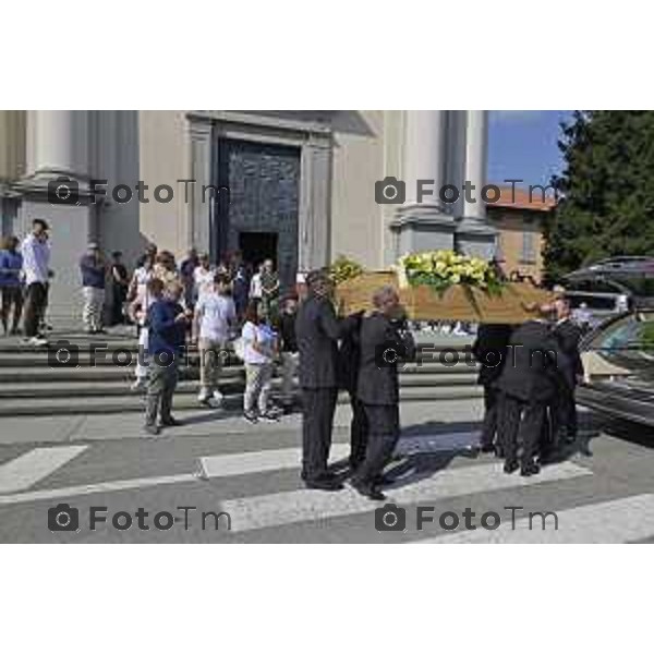 Tiziano Manzoni/LaPresse 20-07-2024 Bergamo, Italia Cronaca Bergamo Paladina funerale di Claudio Togni norto sul lavoro canale enel