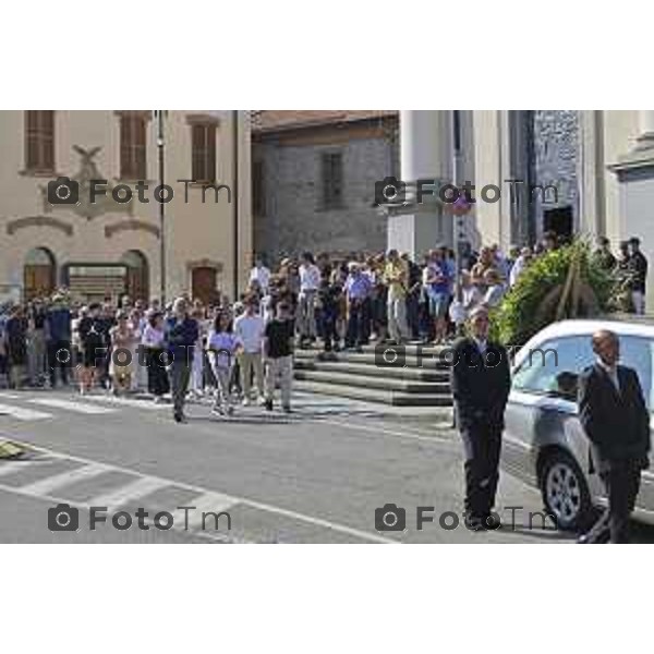 Tiziano Manzoni/LaPresse 20-07-2024 Bergamo, Italia Cronaca Bergamo Paladina funerale di Claudio Togni norto sul lavoro canale enel