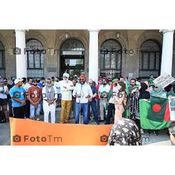 Tiziano Manzoni/LaPresse 20-07-2024 Bergamo, Italia Cronaca BergamoBergamo il presidio della comunità indiana in ricordo di Satnam Singh. CGIL e FLAI-CGIL accolgono l\'invito e saranno in piazza