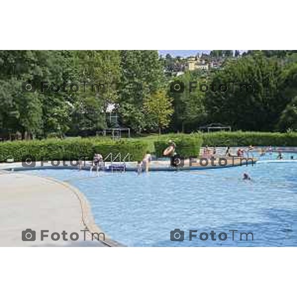 Tiziano Manzoni/LaPresse 26--06- 2024 Bergamo, Italia Cronaca Bergamo Bergamo centro sportivo italcementi piscine e colonnine elettriche .