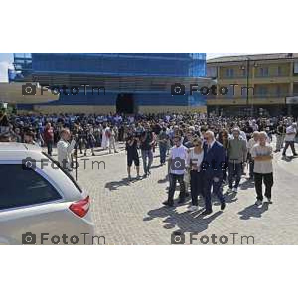 Tiziano Manzoni/LaPresse 03 -05- 2024 Bergamo, Italia Cronaca Bottanuco Bg Funerale di Sharon Verzeni uccisa a Terno d\'Isola