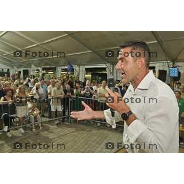 Tiziano Manzoni/LaPresse 10-08- 2024 Bergamo, Italia CronacaPontida Bergamo Generale Roberto Vannacci alla festa della Lega 2024