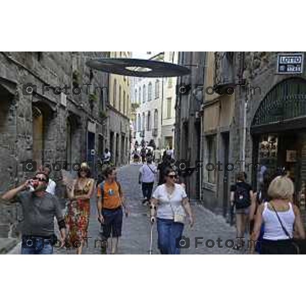 Tiziano Manzoni/LaPresse 14--06- 2024 Bergamo, Italia Cronaca Bergamo Bergamo 14 agosto turisti gente città ferragosto