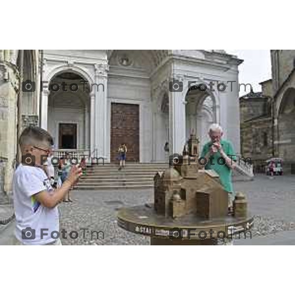 Tiziano Manzoni/LaPresse 14--06- 2024 Bergamo, Italia Cronaca Bergamo Bergamo 14 agosto turisti gente città ferragosto