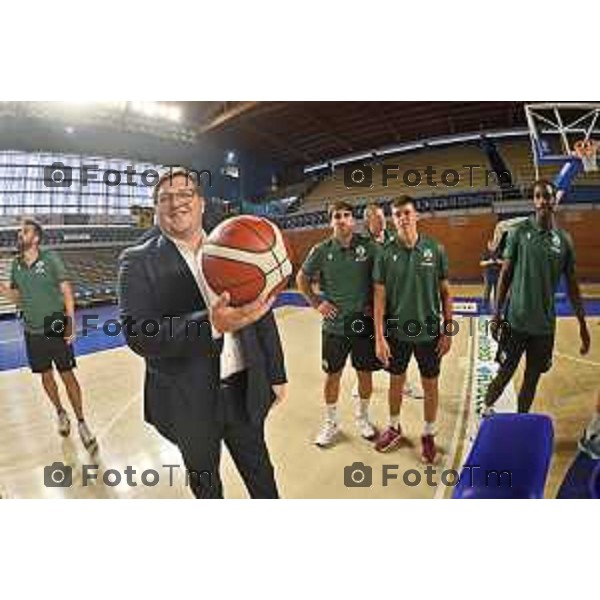 Tiziano Manzoni/LaPresse 20-08- 2024 Bergamo, Italia CronacaTreviglio Brianza Basket palafacchetti presentazione squadra