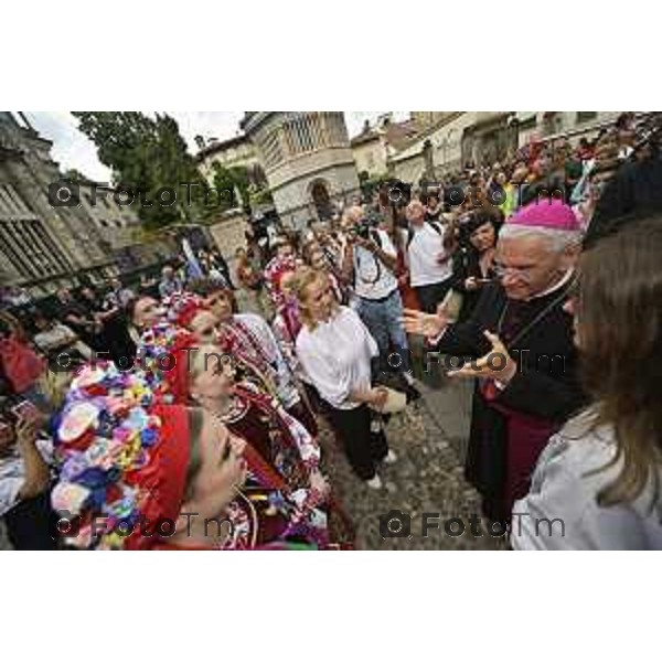 Tiziano Manzoni/LaPresse 26-08- 2024 Bergamo, Italia Cronacamessa vescovo e benedizione gruppi flocloristici per Sant\'Alessandro Patrono beschi