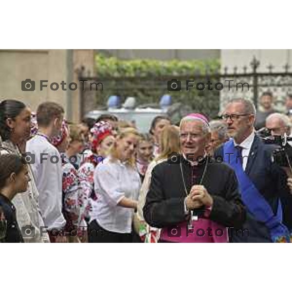 Tiziano Manzoni/LaPresse 26-08- 2024 Bergamo, Italia Cronacamessa vescovo e benedizione gruppi flocloristici per Sant\'Alessandro Patrono beschi