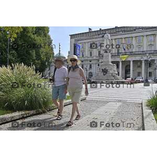 Tiziano Manzoni/LaPresse 04-06- 2024 Bergamo, Italia Cronaca Bergamo Bergamo gente bergamo bassa sentierone gente turisti stranieri cinesi