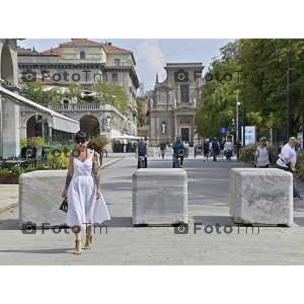 Tiziano Manzoni/LaPresse 04-06- 2024 Bergamo, Italia Cronaca Bergamo Bergamo gente bergamo bassa sentierone gente turisti stranieri cinesi