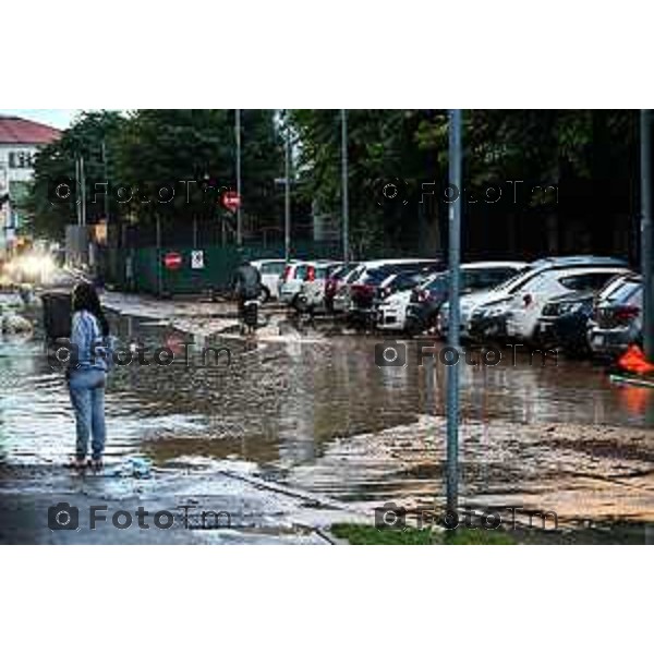 Tiziano Manzoni/LaPresse 9-09- 2024 Bergamo, Italia Cronaca zona palazzetto colpita dal maltempo e straripamento del torrente morla