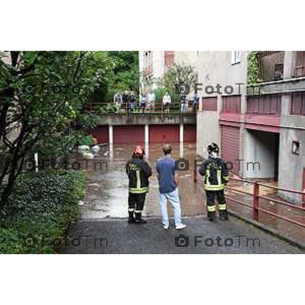 Tiziano Manzoni/LaPresse 9-09- 2024 Bergamo, Italia Cronaca zona palazzetto colpita dal maltempo e straripamento del torrente morla