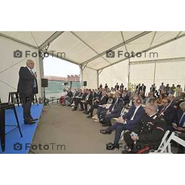 Tiziano Manzoni/LaPresse 11-09- 2024 Bergamo, Italia CronacaDalmine inaugura collegamento termovalorizzatore Rea e il sistema del teleriscaldamento A2A di Bergamo Marco Sperandio, Presidente di Rea Dalmine, e Renato Mazzoncini, Amministratore delegato di A2A. Interverranno l’assessore regionale all’Ambiente e al Clima Giorgio Maione, la sindaca di Bergamo Elena Carnevali, il sindaco di Dalmine Francesco Bramani e il consigliere delegato della Provincia di Bergamo Gianfranco Masper