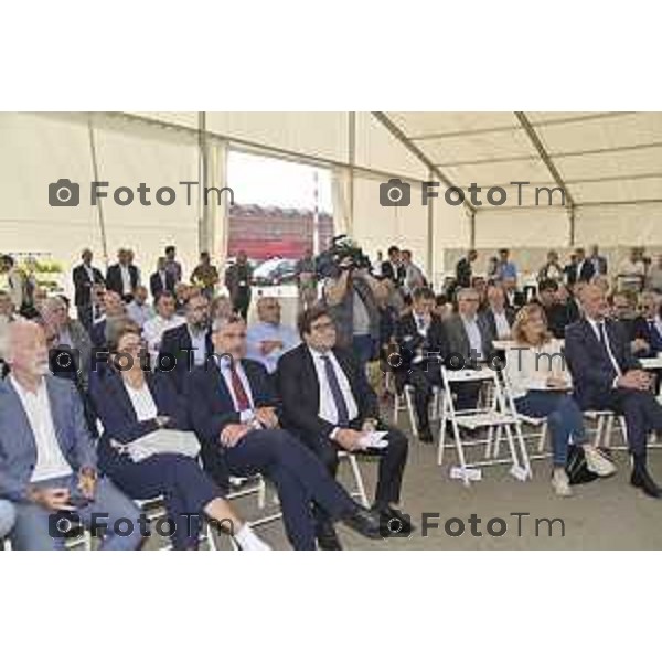 Tiziano Manzoni/LaPresse 11-09- 2024 Bergamo, Italia CronacaDalmine inaugura collegamento termovalorizzatore Rea e il sistema del teleriscaldamento A2A di Bergamo Marco Sperandio, Presidente di Rea Dalmine, e Renato Mazzoncini, Amministratore delegato di A2A. Interverranno l’assessore regionale all’Ambiente e al Clima Giorgio Maione, la sindaca di Bergamo Elena Carnevali, il sindaco di Dalmine Francesco Bramani e il consigliere delegato della Provincia di Bergamo Gianfranco Masper