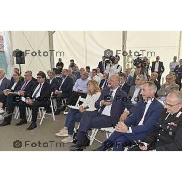 Tiziano Manzoni/LaPresse 11-09- 2024 Bergamo, Italia CronacaDalmine inaugura collegamento termovalorizzatore Rea e il sistema del teleriscaldamento A2A di Bergamo Marco Sperandio, Presidente di Rea Dalmine, e Renato Mazzoncini, Amministratore delegato di A2A. Interverranno l’assessore regionale all’Ambiente e al Clima Giorgio Maione, la sindaca di Bergamo Elena Carnevali, il sindaco di Dalmine Francesco Bramani e il consigliere delegato della Provincia di Bergamo Gianfranco Masper