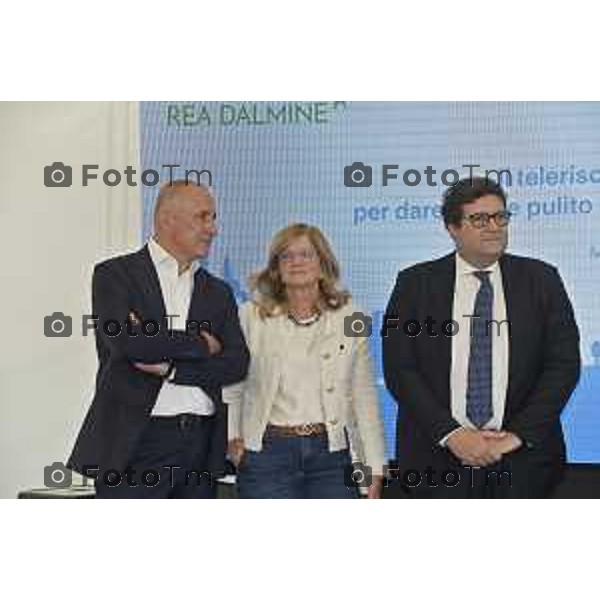 Tiziano Manzoni/LaPresse 11-09- 2024 Bergamo, Italia CronacaDalmine inaugura collegamento termovalorizzatore Rea e il sistema del teleriscaldamento A2A di Bergamo Marco Sperandio, Presidente di Rea Dalmine, e Renato Mazzoncini, Amministratore delegato di A2A. Interverranno l’assessore regionale all’Ambiente e al Clima Giorgio Maione, la sindaca di Bergamo Elena Carnevali, il sindaco di Dalmine Francesco Bramani e il consigliere delegato della Provincia di Bergamo Gianfranco Masper