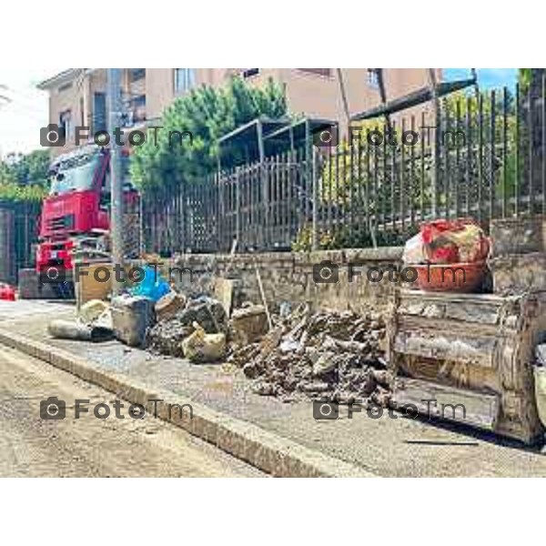 Tiziano Manzoni/LaPresse 14-09- 2024 Bergamo, Italia Cronaca Bergamo a una settimana dall\'alluvione del torrente Morla via Cameroni Famiglie che hanno subito allagamento Via Maironi