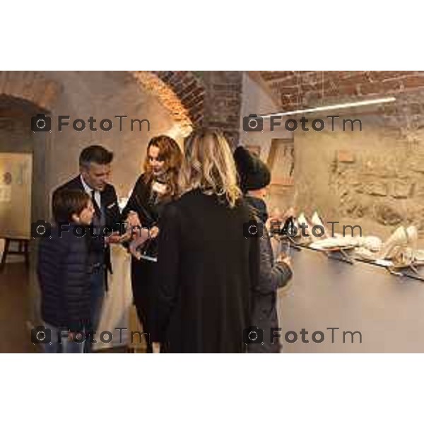 foto LaPresse - Tiziano Manzoni 26/11/2017 Bergamo - ITALIA Cronaca Presentazione scarpe gioiello di Ivan Rando Arando