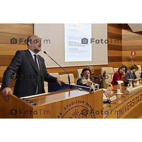 Tiziano Manzoni/LaPresse 24-09- 2024 Bergamo, Italia Cronaca Marta Cartabia ospite all\'inaugurazione dei corsi di laurea giuridici di UniBg ’inaugurazione dei corsi giuridici per l\'anno accademico 2024-2025: ospite speciale sarà la prof.ssa Marta Cartabia, Ordinaria di diritto costituzionale all’Università Bocconi e Presidente emerita della Corte costituzionale, che terrà la lectio “Nelle forme e nei limiti della Costituzione”.