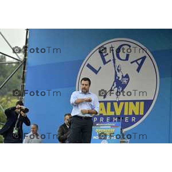 Pontida Bergamo raduno dei militanti leghisti sul sacro suolo di Pontida Matteo Salvini Viktor Orban 06-10- 2024 Bergamo, Italia Cronaca Politica