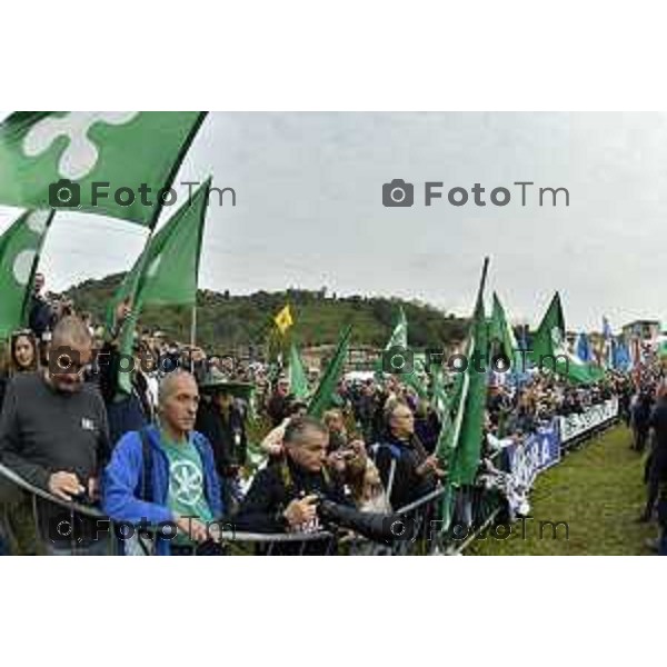 Pontida Bergamo raduno dei militanti leghisti sul sacro suolo di Pontida Matteo Salvini Viktor Orban Tiziano Manzoni/LaPresse 06-10- 2024 Bergamo, Italia Cronaca Politica