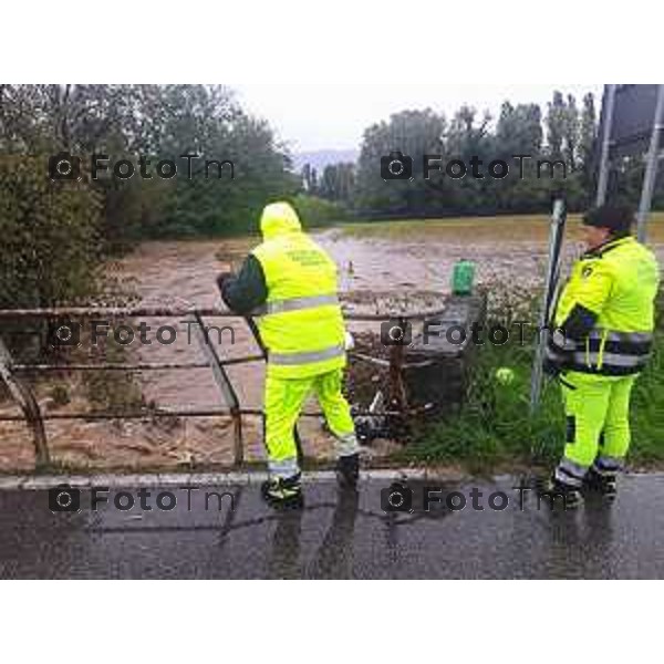 Tiziano Manzoni/LaPresse 10-10- 2024 Bergamo, Italia Cronaca Bonate Sopra Torrente Buliga sotto osservazione nella frazione di cabanetti