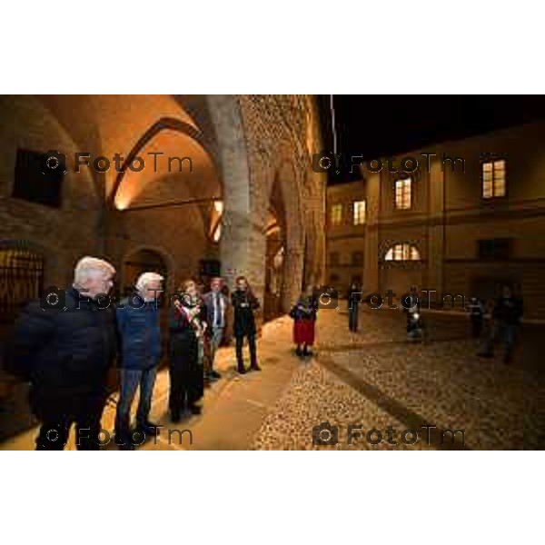 Tiziano Manzoni/LaPresse 10-10- 2024 Bergamo, Italia Cronaca Bergamo nuova illuminazione piazza Cittadella Bergamo Alta