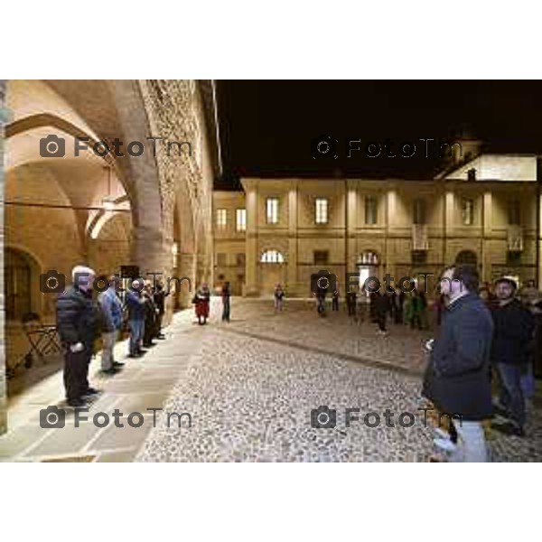 Tiziano Manzoni/LaPresse 10-10- 2024 Bergamo, Italia Cronaca Bergamo nuova illuminazione piazza Cittadella Bergamo Alta