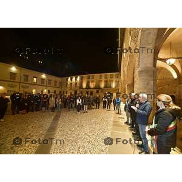 Tiziano Manzoni/LaPresse 10-10- 2024 Bergamo, Italia Cronaca Bergamo nuova illuminazione piazza Cittadella Bergamo Alta