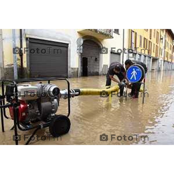 Tiziano Manzoni/LaPresse10-10- 2024 Bergamo, Italia Cronaca Seriate Bg piena del fiume Serio