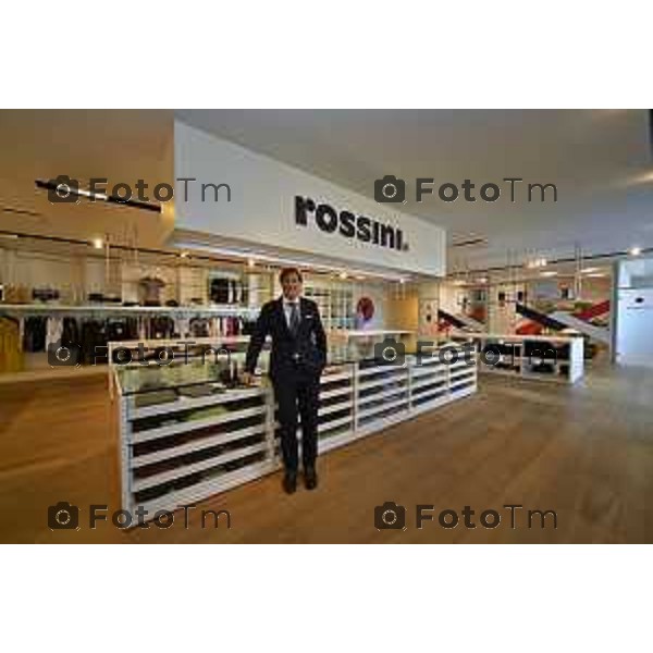 Tiziano Manzoni/LaPresse 18-10- 2024 Bergamo, Italia Cronaca Bergamo Seriate Gruppo Rossini nel settore dell\'abbigliamento da lavoro e i DPI: inaugurazione del nuovo Magazzino Automatizzato. 2024