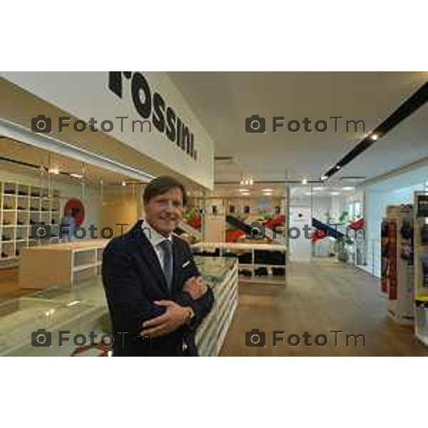 Tiziano Manzoni/LaPresse 18-10- 2024 Bergamo, Italia Cronaca Bergamo Seriate Gruppo Rossini nel settore dell\'abbigliamento da lavoro e i DPI: inaugurazione del nuovo Magazzino Automatizzato. 2024