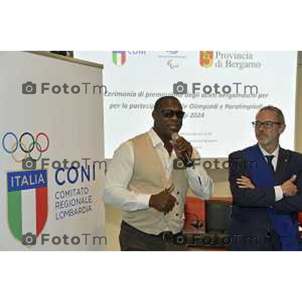 Tiziano Manzoni/LaPresse 29-10- 2024 Bergamo, Italia Cronaca Bergamo premiazione atleti paralimpici bergamaschi che hanno preso parte all\'ultima edizione dei Giochi. presenti il presidente della Provincia Pasquale Gandolfi, la delegata CONI Bergamo Lara Magoni, il delegato provinciale CIP - Comitato Italiano Paralimpico Bergamo Vincenzo Lolli. Oney Tapia Elena Carnevali – Giulia Terzi