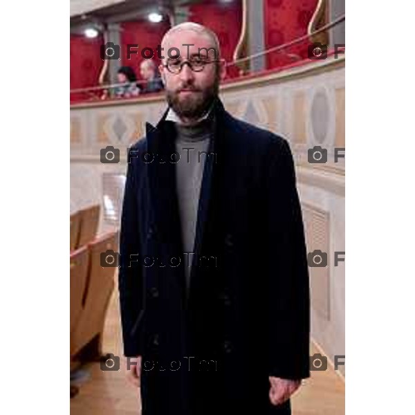 Tiziano Manzoni/LaPresse 16-11- 2024 Bergamo, Italia CronacaBergamo prim teatro donizetti con sincao Carnevali 2024