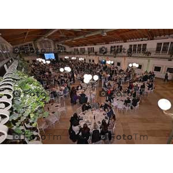 Tiziano Manzoni/LaPresse 15-11- 2024 Bergamo, Italia Cronaca Caravaggio, Bg Cena Annuale SOS Associzione Società Oncologica Sociale 2024 Cascina San Carlo di Caravaggio. Durante la serata avrà luogo anche la premiazione del vincitore dell’VIII Premio per la ricerca oncologica