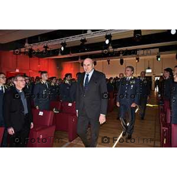 Tiziano Manzoni/LaPresse 18-11- 2024 Bergamo, Italia Cronaca Bergamo ccademia Guardia di Finanza, On. Guido Crosetto, incontro conferenziale dal titolo “Leadership e strategia in tempo di crisi: come prepararsi e capire le sfide che dovremo affrontare”. 2024