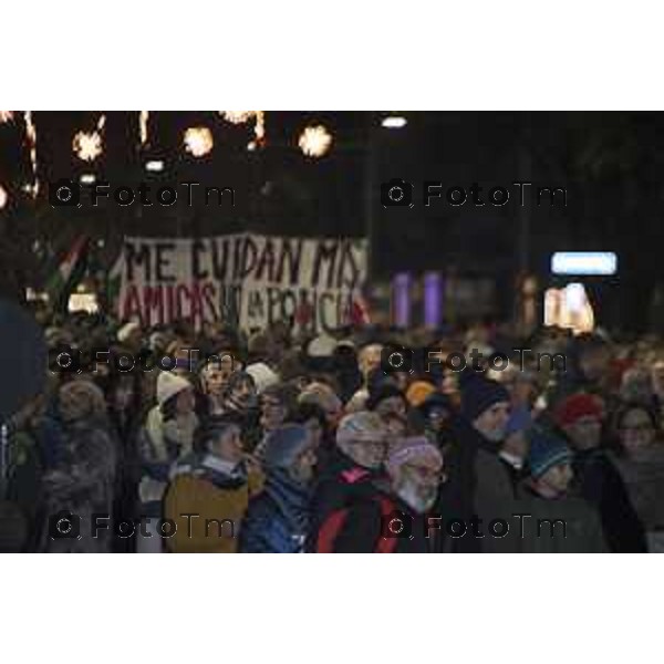 Tiziano Manzoni/LaPresse 25-11- 2024 Bergamo, Italia Cronaca Bergamo giornata contro il la violenza sulle donne sfilata 2024.