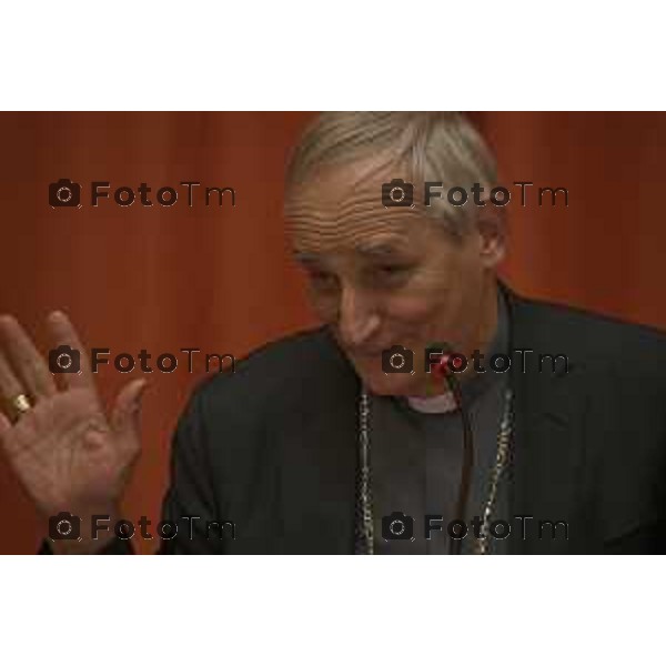 Tiziano Manzoni/LaPresse 14-12- 2024 Bergamo, Italia Cronaca Bergamo cardinale Matteo Maria Zuppi, presidente della Conferenza Episcopale Italiana alla chiesa Santa lucia don Giambattista Boffi