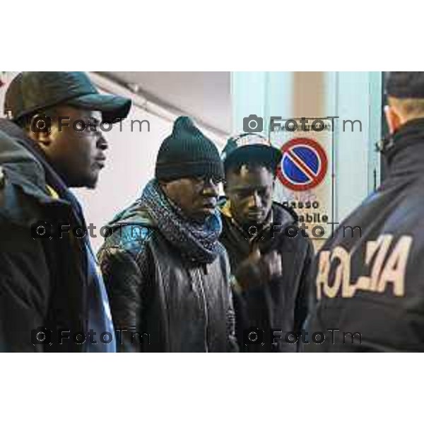 Tiziano Manzoni/LaPresse 3-01- 2025 Bergamo, Italia Cronaca Nera Bergamo Via Tiraboschi omicidio Mamadi Tunkara Addetto sicurezza carrefur accoltellato