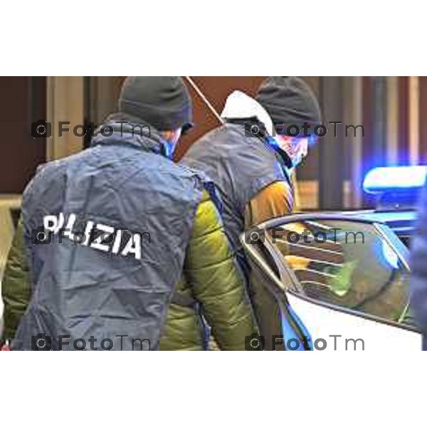 Tiziano Manzoni/LaPresse 4-01- 2025 Bergamo, Italia Cronaca Nera Bergamo omicidio Mamadi Tunkara Addetto sicurezza carrefur accoltellato in centro Bg L\'arrivo del presunto omicida 28 enne del Togo