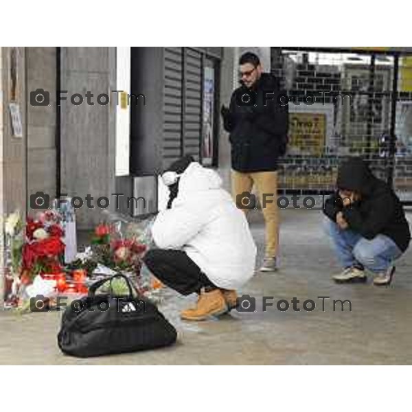 Tiziano Manzoni/LaPresse 4-01- 2025 Bergamo, Italia Cronaca Nera Bergamo omicidio Mamadi Tunkara Addetto sicurezza carrefur accoltellato in centro Bg L\'arrivo del presunto omicida 28 enne del Togo