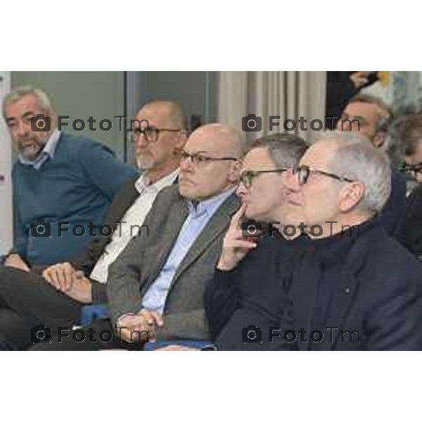 Tiziano Manzoni/LaPresse 18-1- 2025 Italia Cronaca Dalmine Centrale UNICA 116117 di Bergamo, gestione della ex guardia medica, punto di arrivo di un percorso condiviso tra la Direzione Generale Welfare di Regione Lombardia, AREU, ATS Bergamo e le tre ASST Papa Giovanni XXIII, Bergamo Est e Bergamo Ovest.