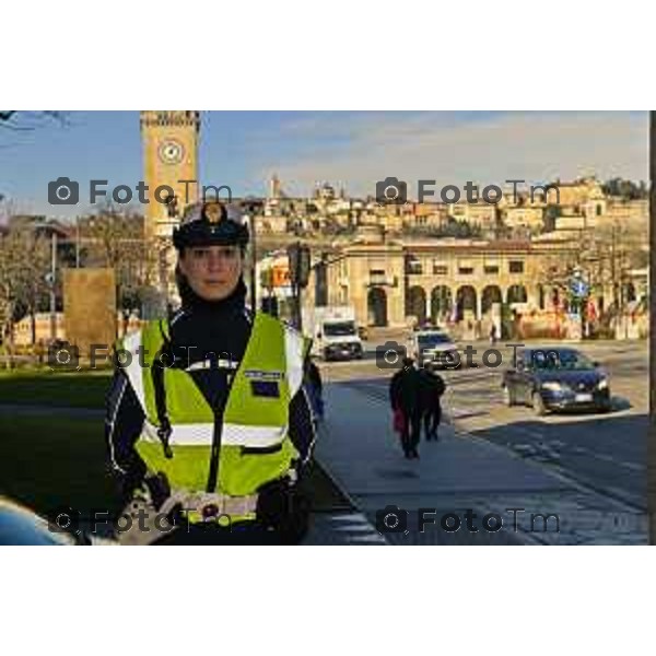 Tiziano Manzoni/LaPresse 24-1- 2025 Italia Cronaca presentazione del nucleo polizia di prossimità appiedato la Sindaca Elena Carnevali, l’assessore alla Sicurezza Giacomo Angeloni con la comandante della Polizia Locale Monica Porta.